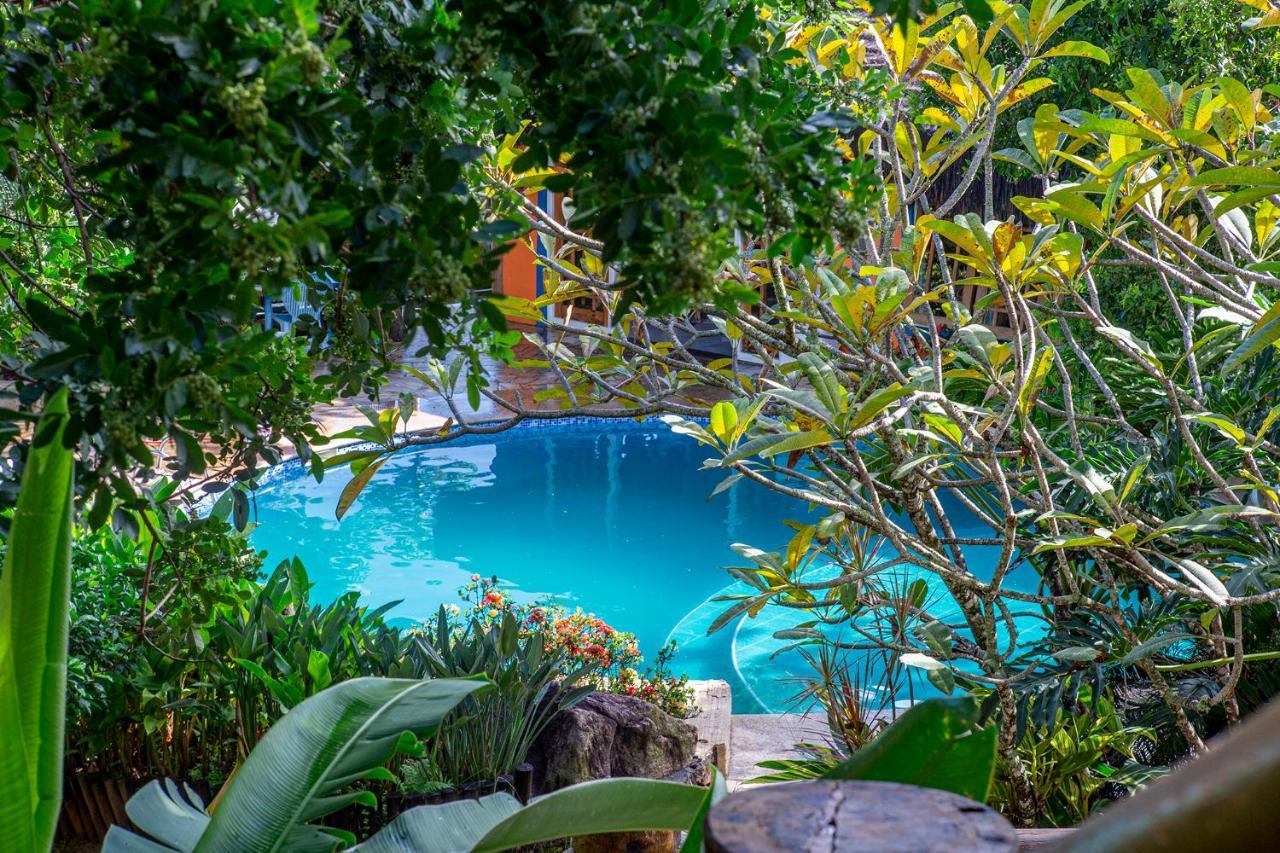 Alemao De Hotel Ilhabela